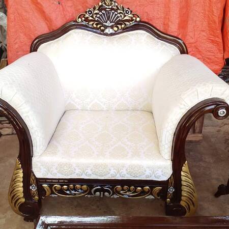 FC170B40-F8BA-4B02-B787-0362F230C108